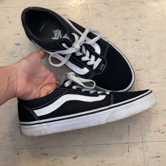 Vans - Picture 2 of 3